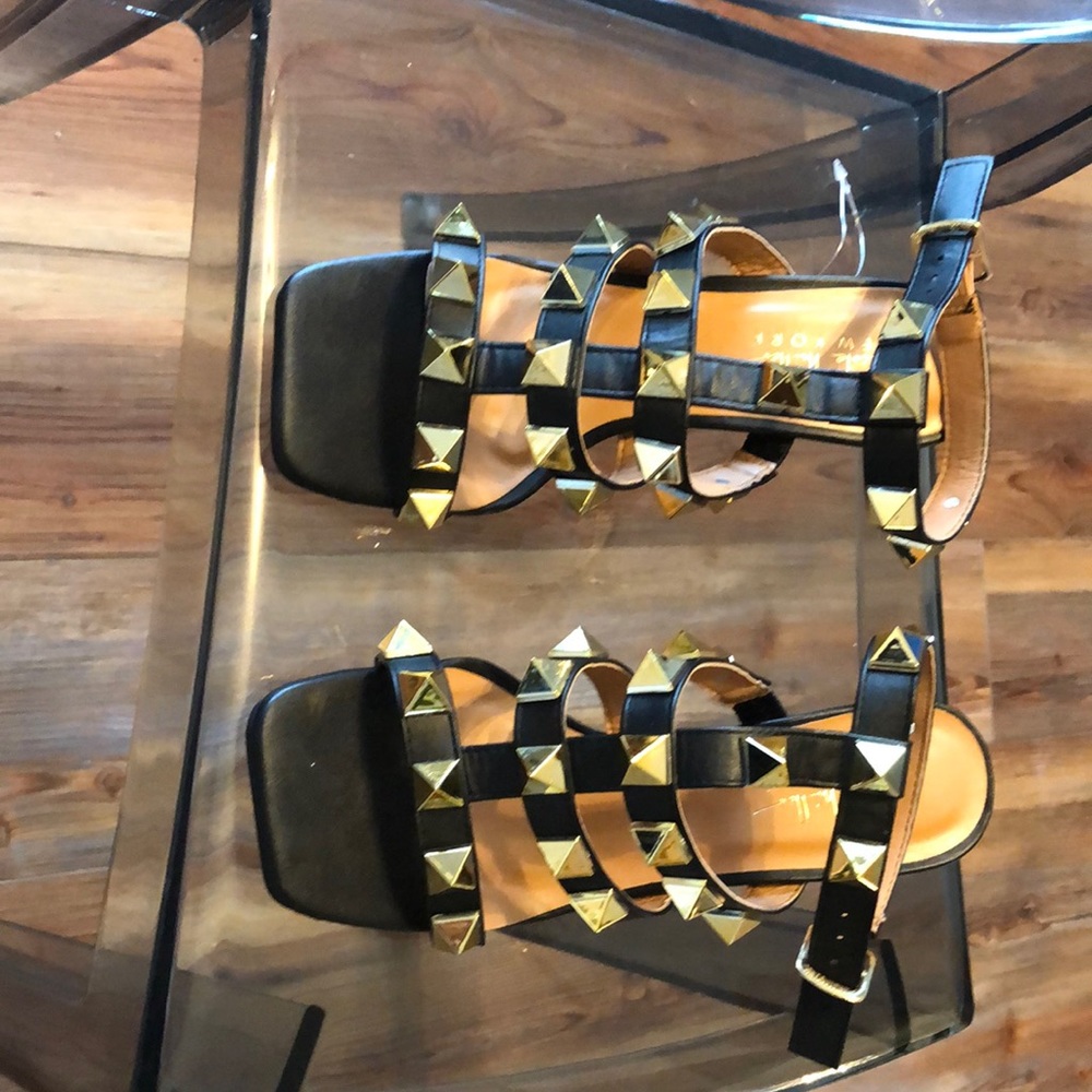 Nicole Miller Shoes